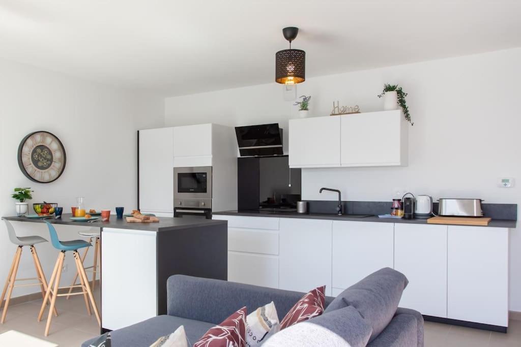 L17 Arenas 3 Balconies 5mins To The Sea Nice