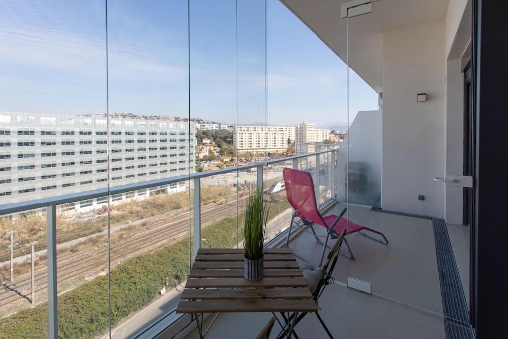 L17 Arenas 3 Balconies 5mins To The Sea * Nice