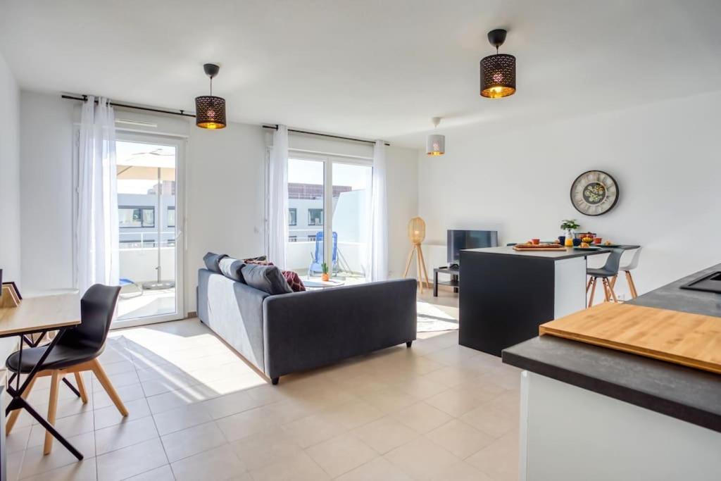 L17 Arenas 3 Balconies 5mins To The Sea Appartement